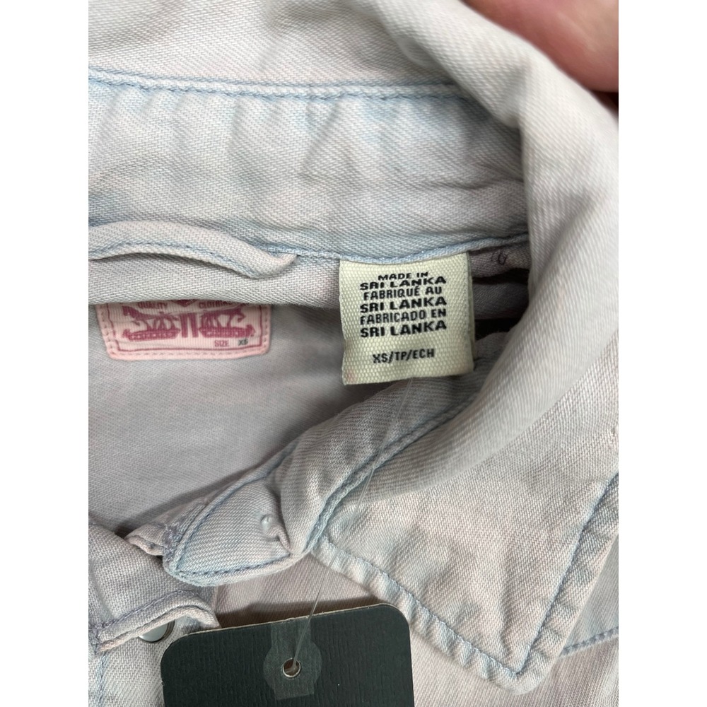 Levi Strauss Co Womens Pink Standard Fit Western Denim Shirt XS - Picture 3 of 7